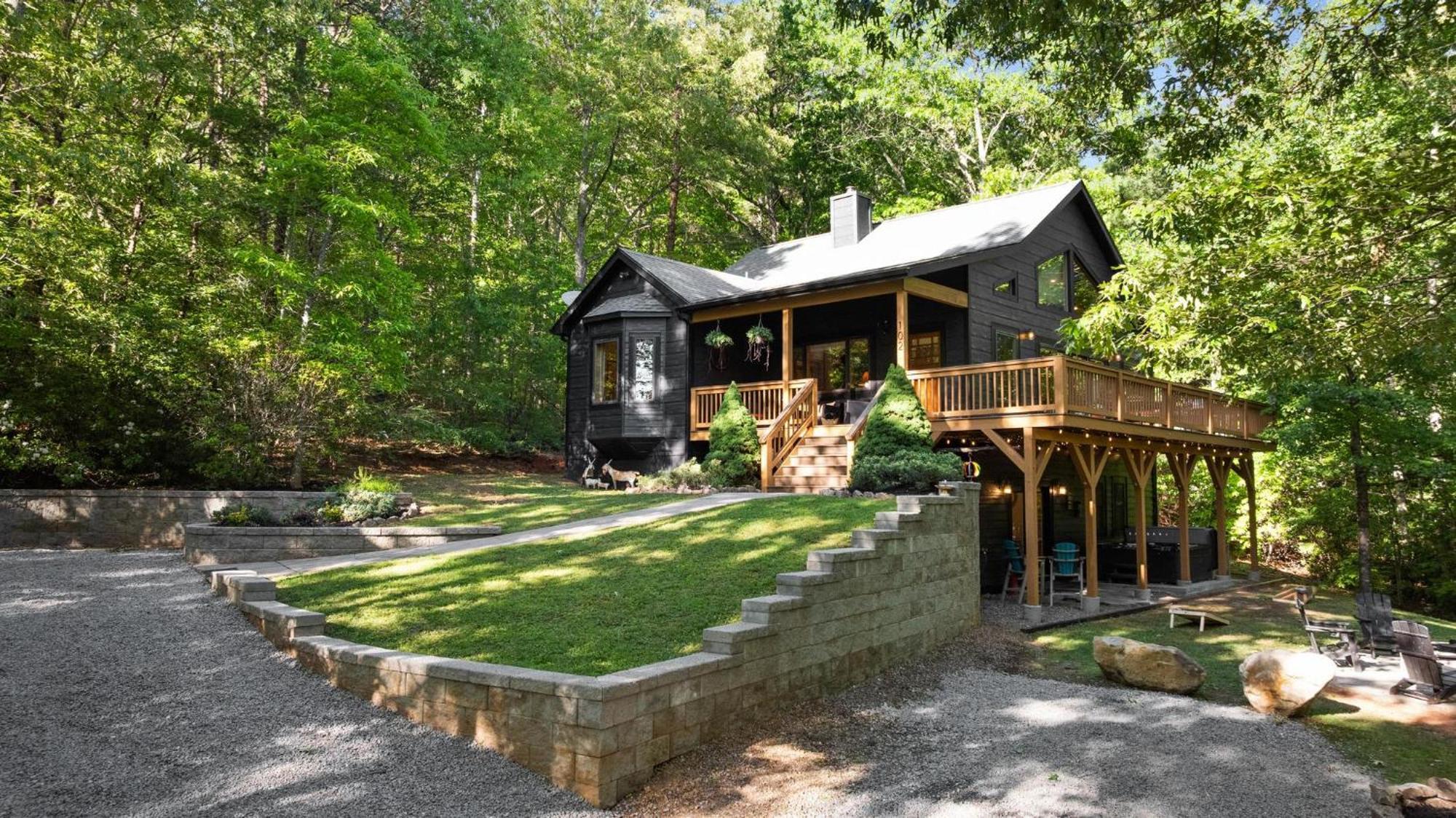 Lux Mtn Cabin - Hot Tub, Fire Pit, Game Room Франклин Экстерьер фото