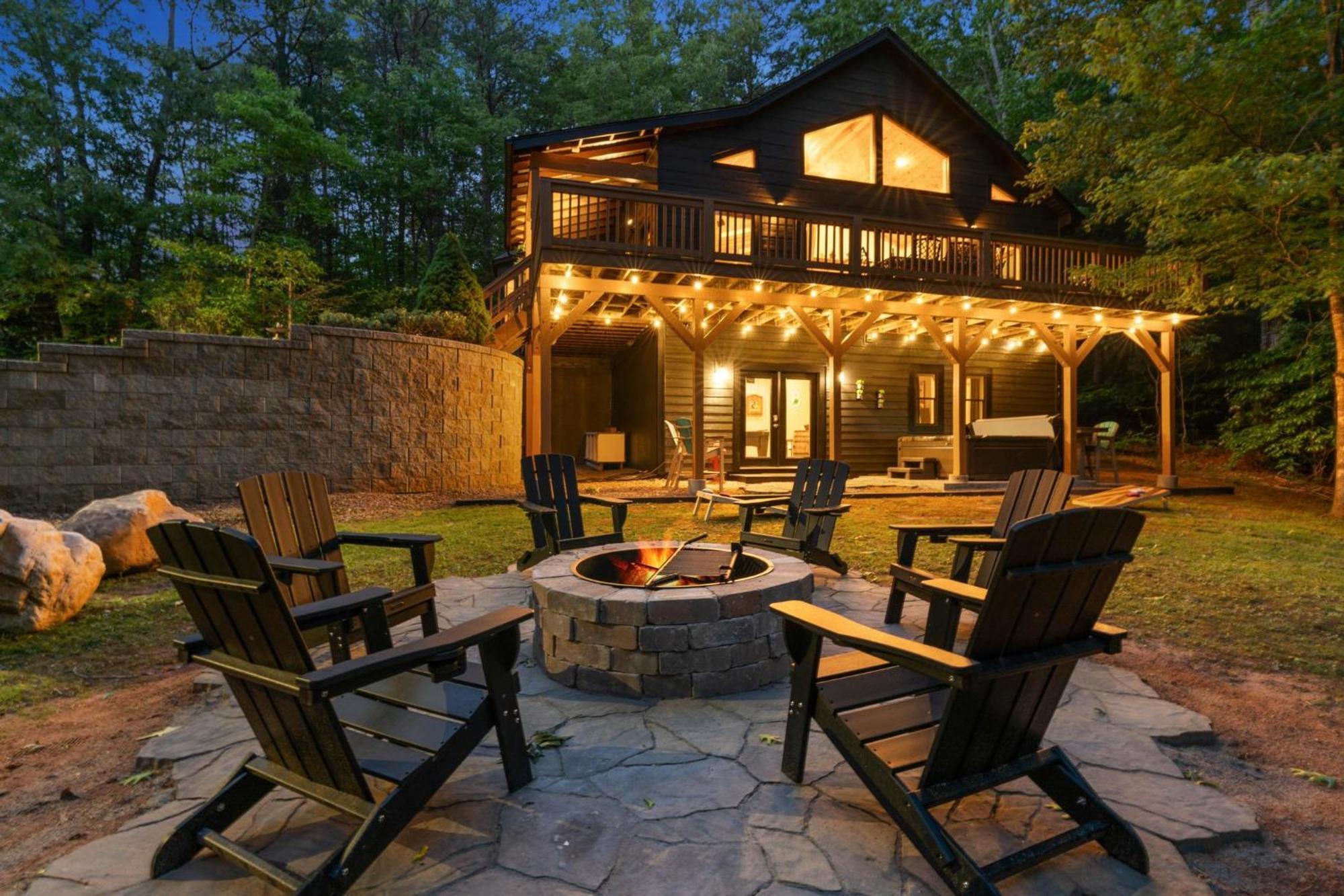 Lux Mtn Cabin - Hot Tub, Fire Pit, Game Room Франклин Экстерьер фото